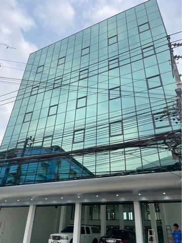 ให้เช่าอาคารสำนักงาน 6 ชั้น พร้อมลิฟท์ 1 ตัว ย่านลาดพร้าว บางกะปิ