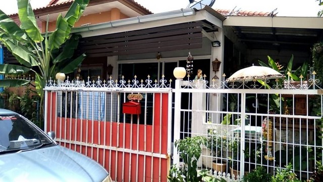 ขายทาวน์เฮ้าส์ หมู่บ้าน ราชพฤกษ์ 1 ติดโรงเรียน สารสาสน์วิเทศ คลอง
