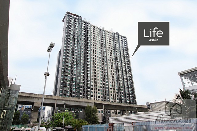 คอนโด Life Asoke ไลฟ์ อโศก พื้นที่ 30 SQ.M. 1BEDROOM1Bathroom 4700000 THAI BAHT ไม่ไกลจาก MRT เพชรบุรี สวยและดี