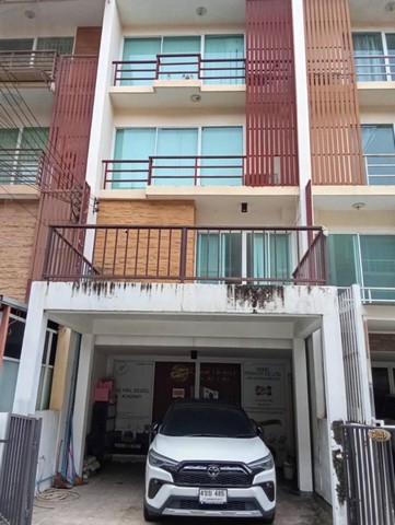  ขาย ทาวน์โฮม 4 ชั้น 21.1 ตร.ว.ม.ปรัชญาโฮมทาวน์ ลาดพร้าว71 ทำเลทอ