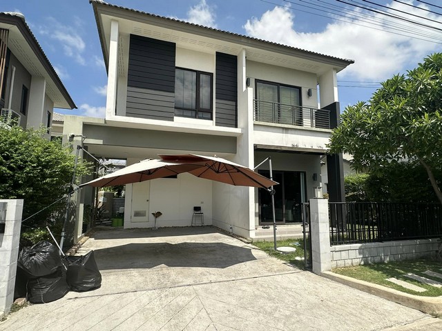 ให้เช่าบ้านเดี่ยว 2 ชั้น 52 ตรว. 3 ห้องนอน โครงการ CENTRO บางนา กม.7 ใกล้เมกะบางนา เฟอร์นิเจอร์พร้อมอยู่