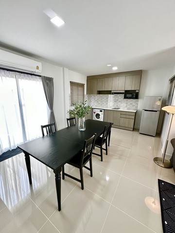PO388 ให้เช่า พลีโน่ สุขุมวิท-บางนา 2 Pleno Sukhumvit-Bangna 2  หันทิศตะวันออก บ้านว่าง 16 มีนาคม 2567นี้ หน้าสวนร่มรื่น