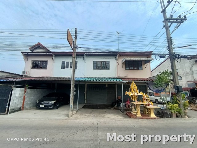 ขาย - ให้เช่า ทาวน์เฮ้าส์ 2 ชั้น 2ห้องนอน 2ห้องน้ำ  