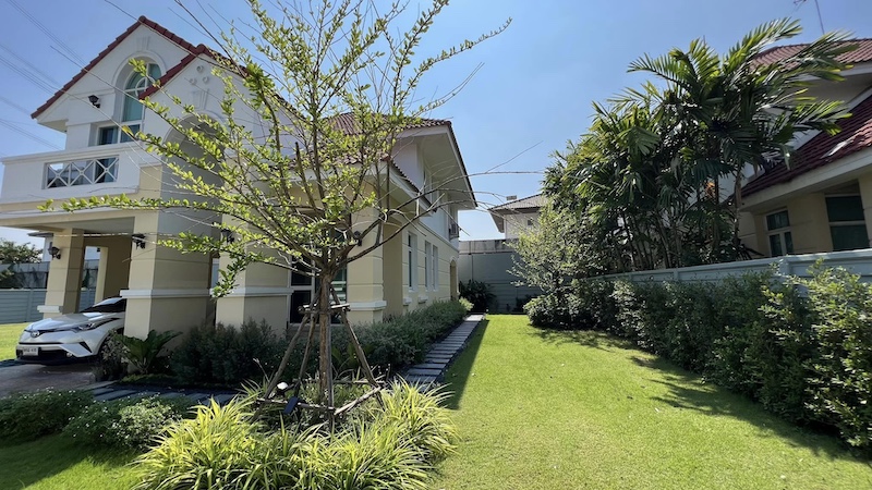 BH2742 ให้เช่า-ขายบ้านเดี่ยว 90 ตร.ว พื้นที่ใช้สอย 200 ตร.ม. หมู่บ้านบารเมษฐ์ ซ.เฉลิมพระเกียรติ ร. 9 ซอย 62