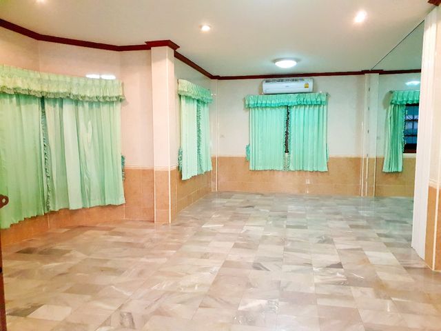 SALEขาย โรงแรม แปลงมุม บ้านสภาพสวย ตกแต่งบิวส์อินหรู หรา สไตล์ Luxury พร้อม.ด้วยมาสเตอร์คลับเฮ้าส์