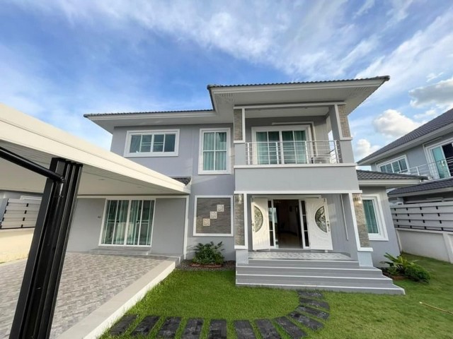 ให้เช่าบ้านใหม่ สไตล์โมเดิร์น เฟอร์ครบ สันทราย   
