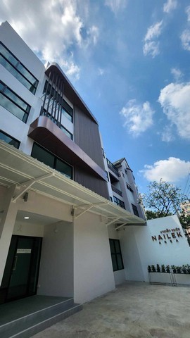 ให้เช่่าสำนักงาน 4 ชั้นมีลิฟท์โดยสาร  ซอยวิภาวดีรังสิต 17 ใกล้ห้าแยกลาดพร้าว