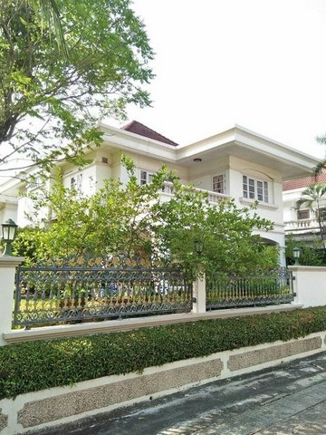 ให้เช่าบ้านเดี่ยว2ชั้นพุทธมณฑลสาย3 พร้อมอยู่หมู่บ้านอมรชัย3 