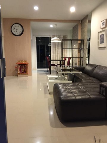 ให้เช่าทาวน์โฮม3  ใกล้ห้าง พาราไดร์พาร์ค ซีคอนฯ fully furnished 3ห้องนอน 3ห้องน้ำ ศรีนครินทร์ 46/1 