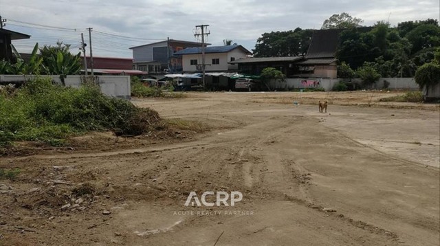 ขายที่ดินใกล้คูเมือง จังหวัดลำพูน 