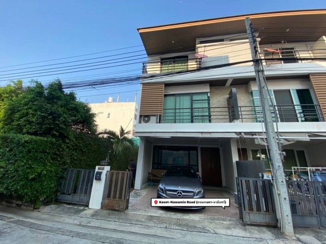NA-H1110 ให้เช่า/ขายทาวน์โฮม 3 ชั้น โครงการ โพธิ์แก้ว เพลส บ้านหลังริม ขนาด 32 ตร.ว. ลาดพร้าว 101