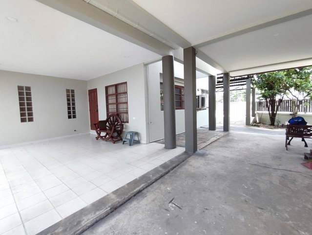 ให้เช่าบ้านเดี่ยว  ติดถนนประเสริฐมนูกิจ เกษตร-นมินทร์ ใกล้โรงเรียนเลิศหล้า 