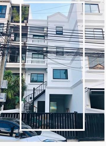 ให้เช่าโฮมออฟฟิศ4ชั้น   ปรีดีย์14 สุขุมวิท71 เขตพระโขนง เนื้อที่ 42 ตารางวา