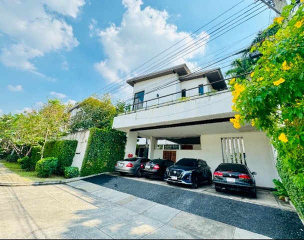 ขายบ้านเดี่ยว 2 ชั้น 202 ตรว. สไตล์โมเดิร์น หมู่บ้านการ์เด้น ซิตี้ ลากูน ประชาชื่น หลักสี่ ติดมหาวิทยาลัยธุรกิจบัณฑิต