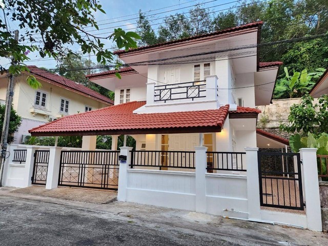 For Rent : Ratsada, 2-story detached house, 3 bedrooms 4 bathrooms