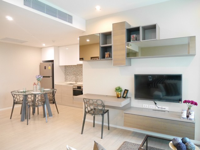 ให้เช่าคอนโด The Room Sukhumvit 21 (เดอะ รูม สุขุมวิท 21) 1 ห้องนอน 1 ห้องน้ำ  ขนาด  50 ตรม