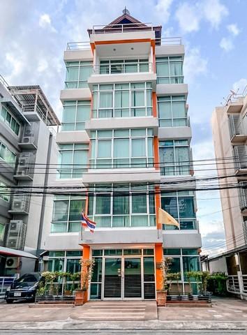 BH2740 ให้เช่าอาคารออฟฟิศ 5 ชั้น มีลิฟท์ ย่านนวลจันทร์ ใกล้เลียบด่วนรามอินทรา
