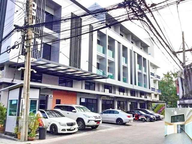 ทำเลดี  ให้เช่าโฮมออฟฟิศ 4 ชั้นโกดัง 26ตรว.เซ็นทรัล ลาดพร้าว รัชดา15-19 234ตรม. 4นอน 3 น้ำ ใหญ่มาก! MRTลาดพร้าว   วิภาวดีรังสิต16-20 