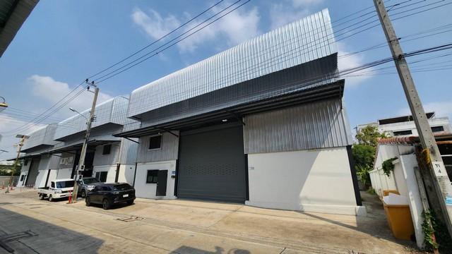 ให้เช่าโกดังพร้อมสำนักงาน ขนาด 300 ตรม.ซอยลาดกระบัง 14/1 พร้อมที่จอดรถ-เครื่องปรับอากาศ-ห้องน้ำ เหมาะทำคลังสินค้า