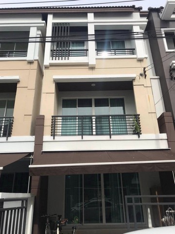 ให้เช่าทาวน์โฮม 3 ชั้น 24.3 ตรว. บ้านกลางเมือง เกษตร-นวมินทร์ 70 ใกล้ตลาดปัฐวิกรณ์ ใกล้แฟชั่นไอร์แลนด์